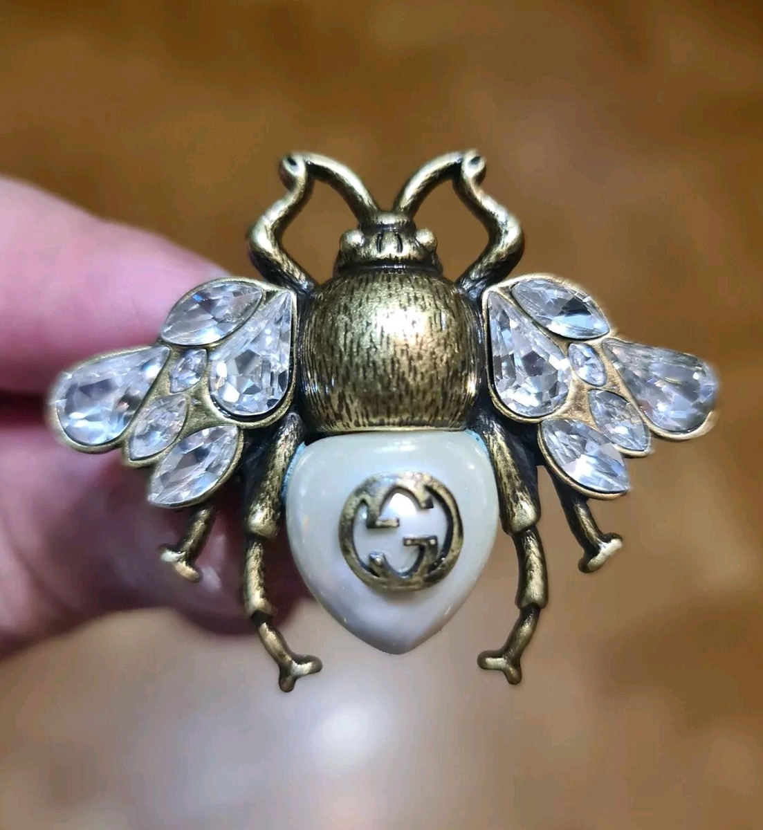 GUCCI BEE BROOCH NAPKIN HOLDER CRYSTAL PEARL ORIGINAL VINTAGE