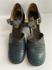 1960s Women  s Vintage Pappagallo Mary Jane Shoes Size 6.5 N Blue Leather
