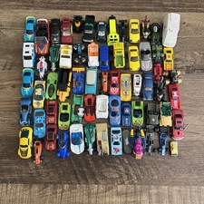 Vintage Mixed Lot Of Die cast Hot Wheels Matchbox And Other Various Makers 4lbs
