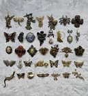 Lot of 36 Brooch Pins Mixed Vintage Modern Styles Estate Costume Jewelry #03