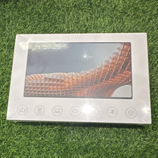 Portable White Monitor 16 in 16:9 HDMI USB-C HDR Eye Care Plug  Play