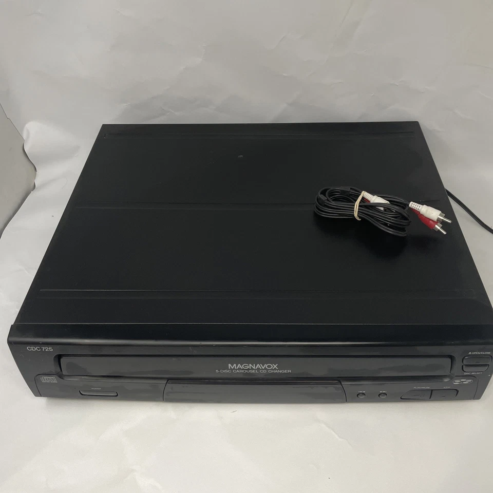 Magnavox  CDC 725 5-Disc Carousel CD Changer w/Cables W/ Remote Tested - Image 4 of 4