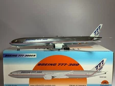 Inflight200 House Colors Boeing 777-300 N5014K polished metal IF773HOUSE-P
