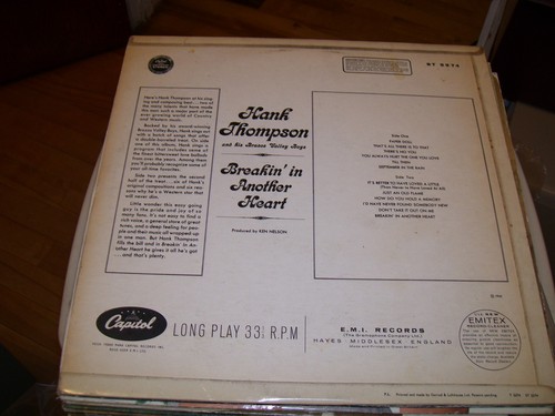 HANK THOMPSON & HIS BRAZOS VALLEY BOYS-BREAKIN' IN ANOTHER HEART-LP-NM-CAPITOL - Picture 2 of 2