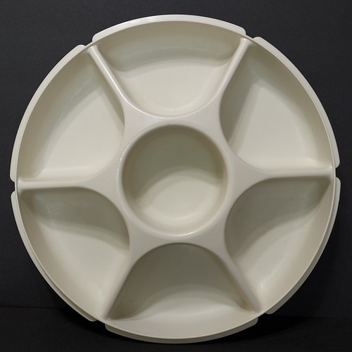 4 Pc TUPPERWARE Serving Center 6-Part Divided Veggie Snack & Dip Tray 1665 1667 - Picture 14 of 19