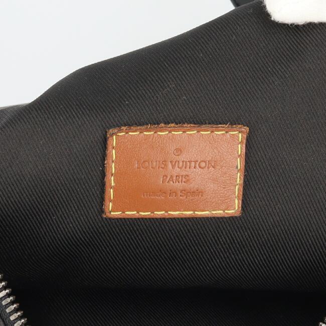AUTH LOUIS VUITTON M45220 DISCOVERY BUM BAG ECLIPSE GRAY AUTH LOUIS VUITTON M45220 DISCOVERY BUM BAG ECLIPSE GRAY