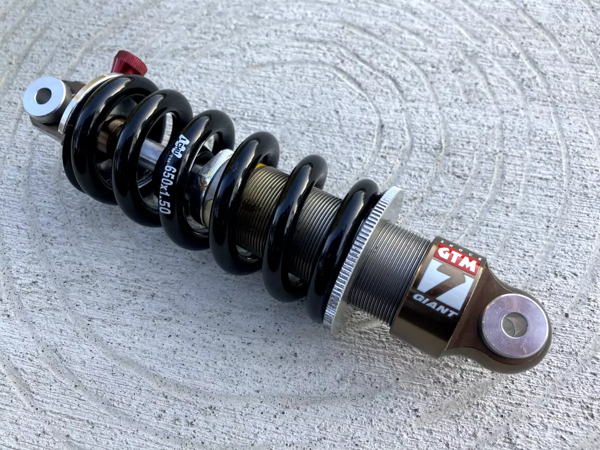 Vintage Giant GTM 7 Mountain Bicycle Coil Rear Shock 650x1.50 EXC