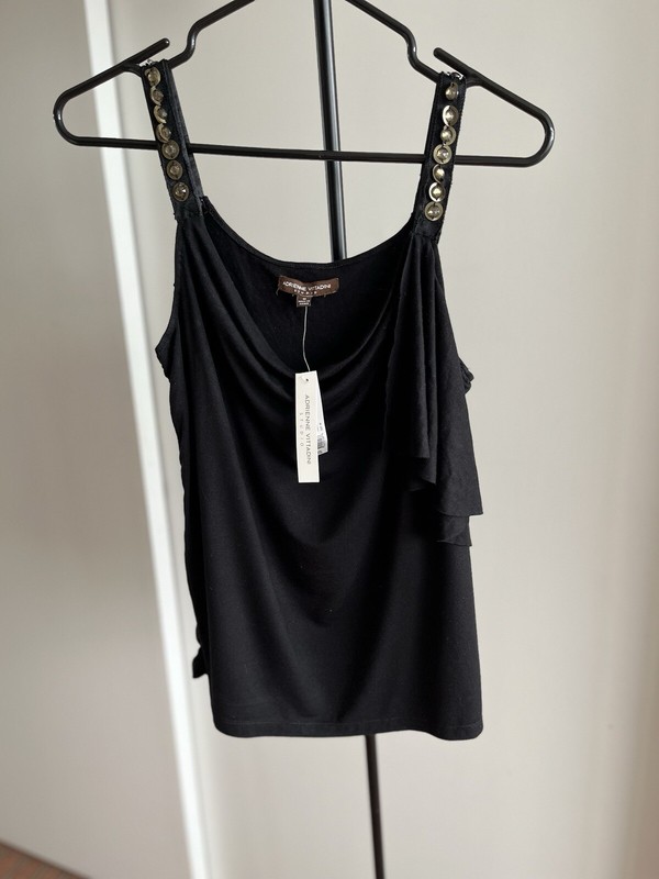 NWT Adrienne Vittadini Sleeveless Bronze Strap Top Black Ruffled Silky Sexy M