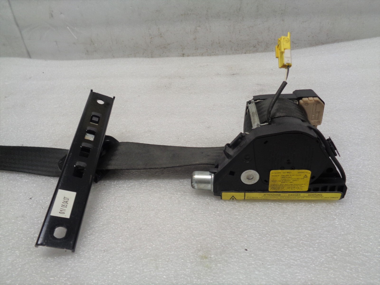 03-07 Maserati Quattroporte M139 Front Right Seat Belt Retractor OEM AK2209216