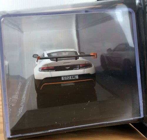 Deportivo Aston Martin Vantage GT12 - 2015 (Escala 1/43) Supercars GT Exclusivos - Imagen 17 de 24