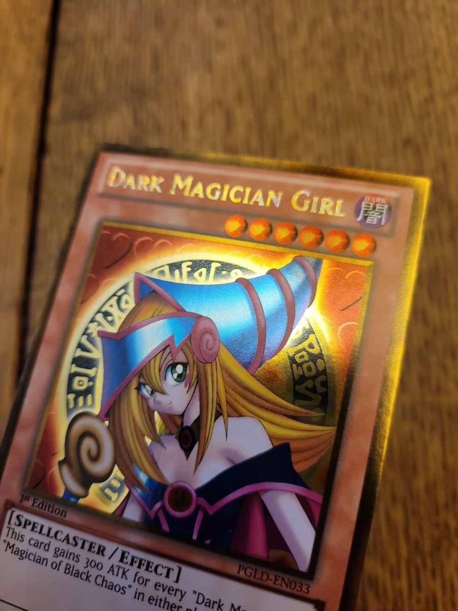 Dark Magician Girl 1st Edition - Holo Foil Rare Yugioh Card NM/M