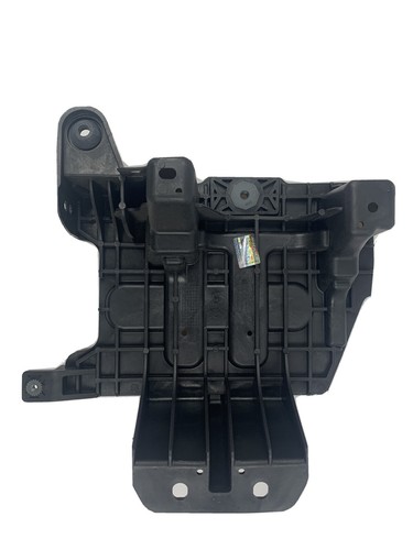 2011-2016 Sportage Battery Tray Plastic Base Holder Carrier New Genuine Kia - Picture 2 of 4