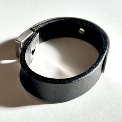 GUCCI Bangle Bracelet Cuff Black Leather Sterling Silver SV925