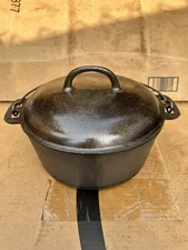 VTG Griswold No.7 Erie 2603-2604 Lid Dutch Oven Sits Flat Large Block Slanted