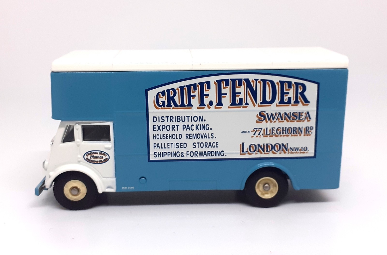 Lledo Days Gone Trackside Guy Pantechnicon Griff Fender No Box Removals Van 1:76