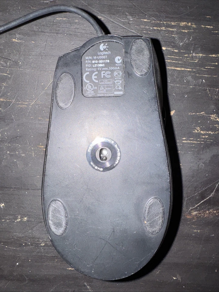 Logitech M-U0007 Optical Wired Scrolling USB Performance Gaming Mouse - Black - Image 3 of 4