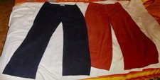 Lot 2 pantalons t42 1 noir et 1 rouille large en bas "j. Riu" excellent état