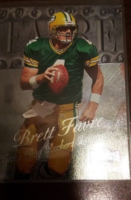 1999 Skybox Metal Universe - Brett Favre #150 Sharp   GB Packers   Clean 