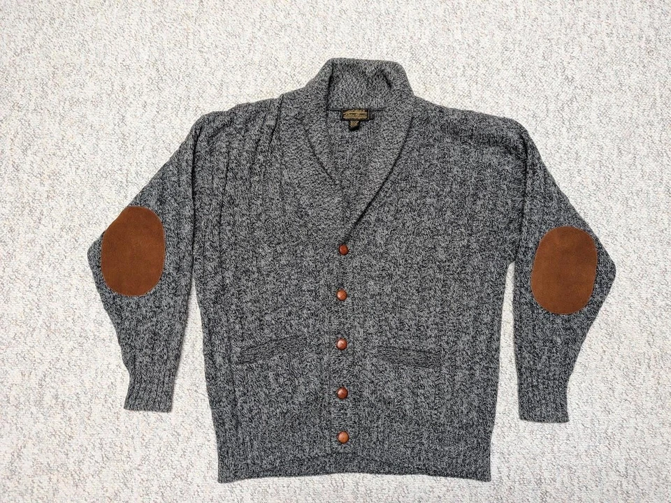 CÁRDIGAN suéter vintage hecho en EE. UU. EDDIE BAUER tejido cable XL lana chal cuero Foto 3 de 4