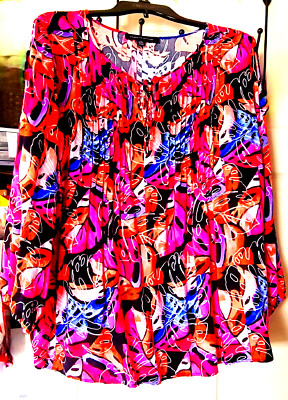 Tommy Hilfiger Multi-Color Top  1X  Flows nicely with long sleeves Cool fabric 