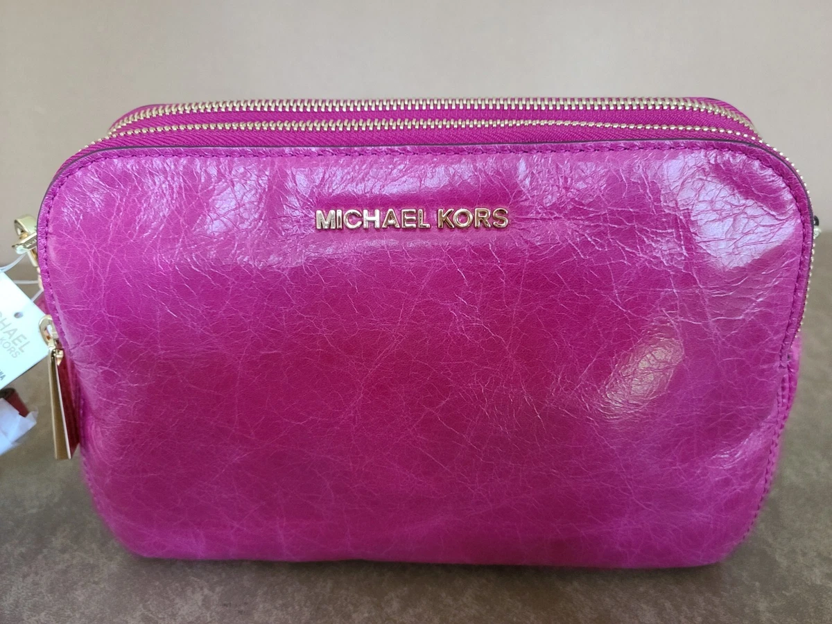 Michael Kors Alexis Medium Messenger Bag