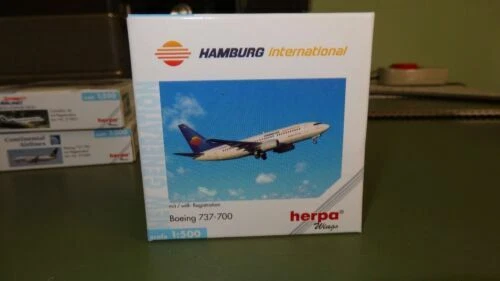 Modellini statici aereo di linea in metallo bianco