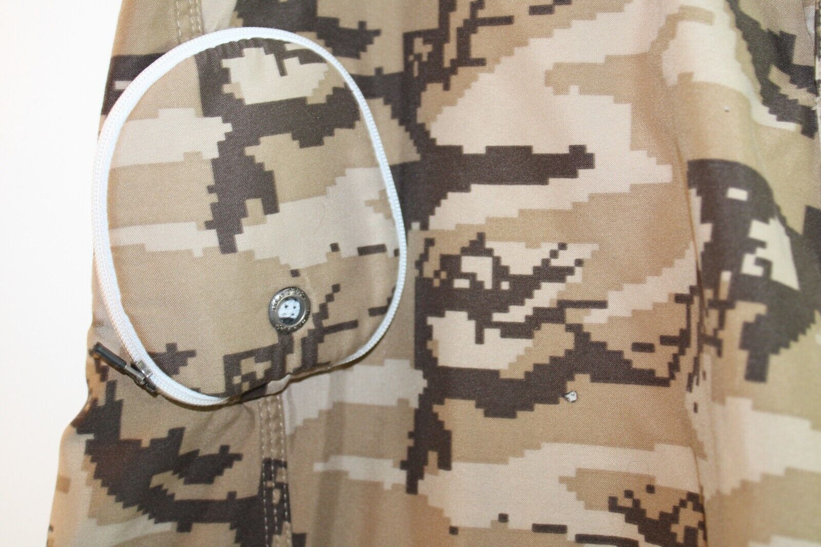 Picture 4 of 8