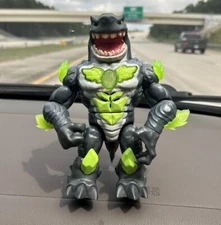 Beast Lab MAYHEM MEGASHARK Shark Action Figure Toy Lights AND Sounds Creator