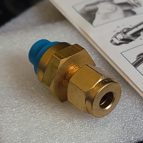 Swagelok B-400-1-2-OR - 1/4" Tube x 1/8" Male Straight Thread O-Seal - Lot of 2 - Picture 5 of 6