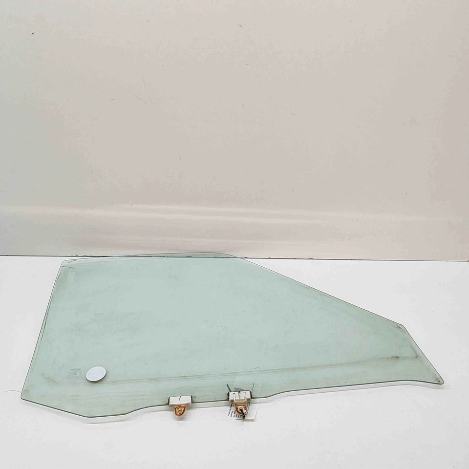 Ventana puerta delantera izquierda nissan navara d21 as2 80301-01g00 1990 32094358 Foto 2 de 4