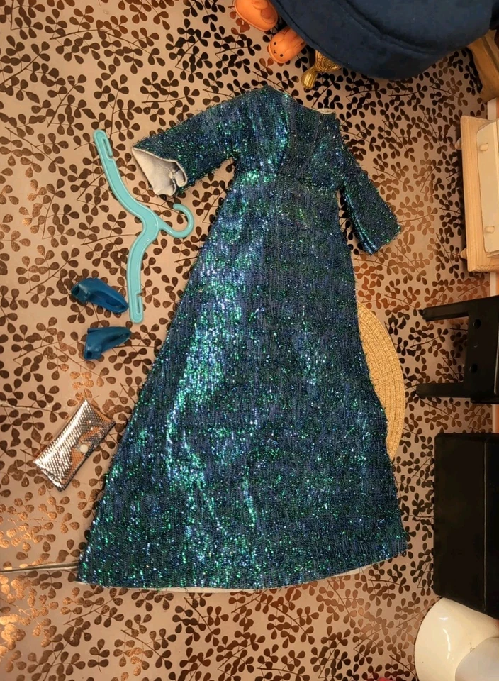 Vestido de Pestañas Vintage Barbie Clon Premier Togs Azul Metálico, Zapatos, Bolso sin Mano + Foto 3 de 4