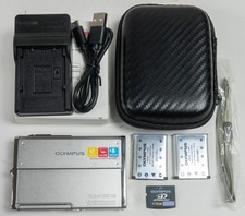 Olympus 1050SW 10MP x3 Zoom Waterproof Digital Camera accessories CLEAN TESTED