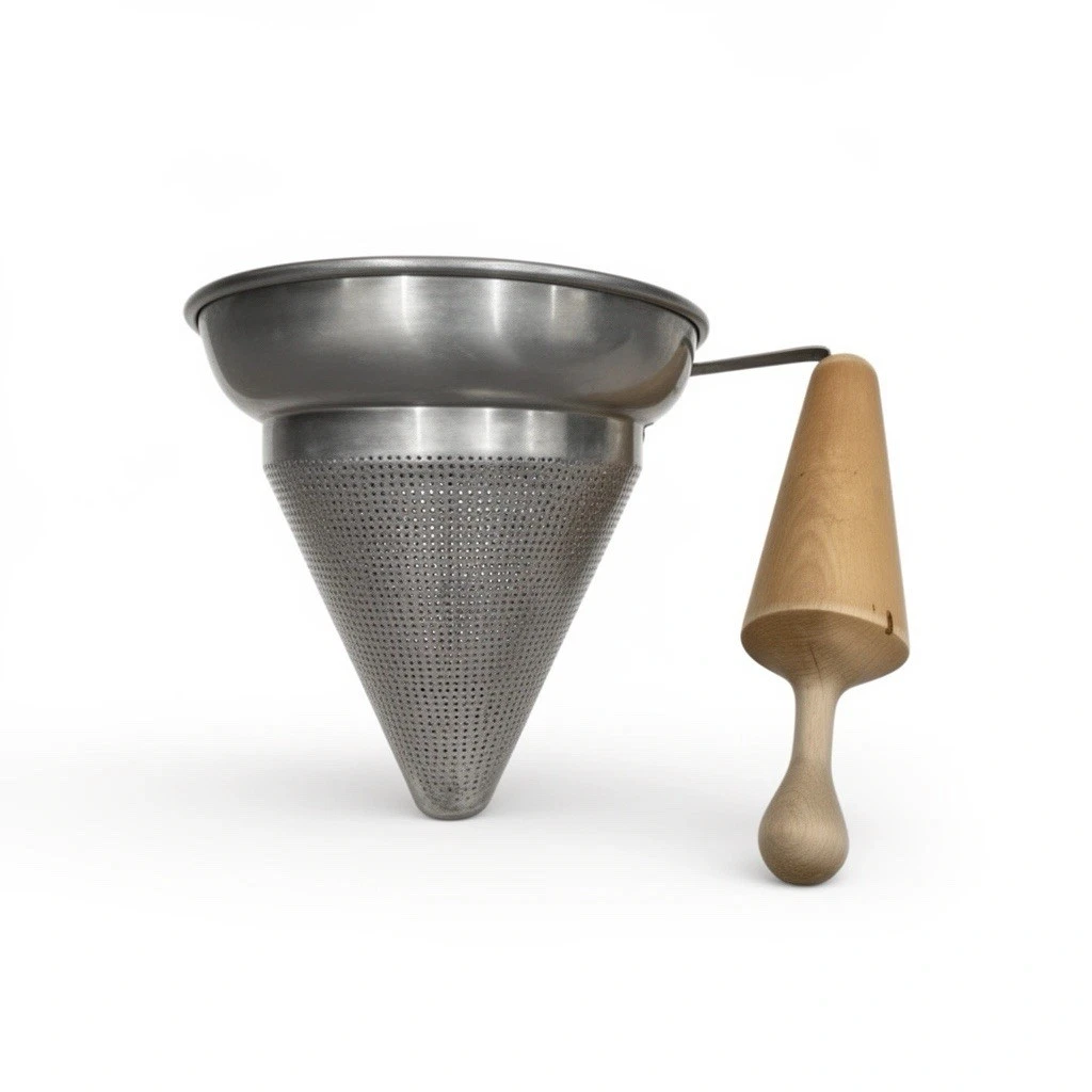 Vtg WearEver No.12 Cone Aluminum Colander Strainer Ricer W/Wood Pestle Made USA
