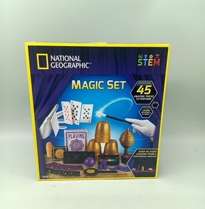 National Geographic Magic Set 45 Tricks STEM Kit