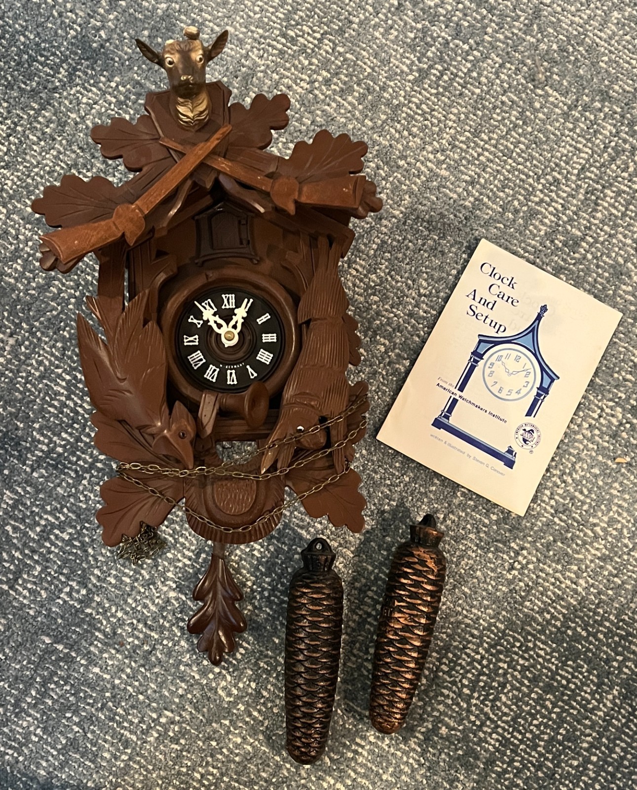 RARE! Vintage German Black Forest Cuckoo Clock Carved Stag D