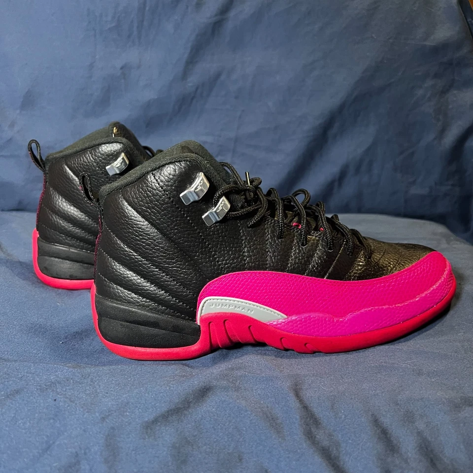 Nike Air Jordan 12 Retro GS Deadly Pink – Size 7Y – Womens sz 8.5 - Pre-owned - Image 3 of 4