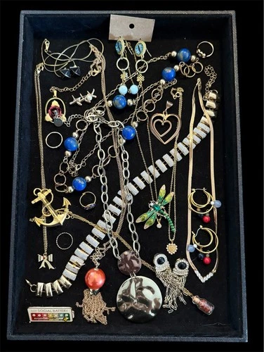 Bulk Estate WEARABLE Gold Tone Costume Jewelry, Vintage to Modern - Lot145