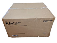 Outlaw Audio 5000 5 Channel AB Amplifier 5x120w 8 ohms or 5x180w 4 ohms MINT!
