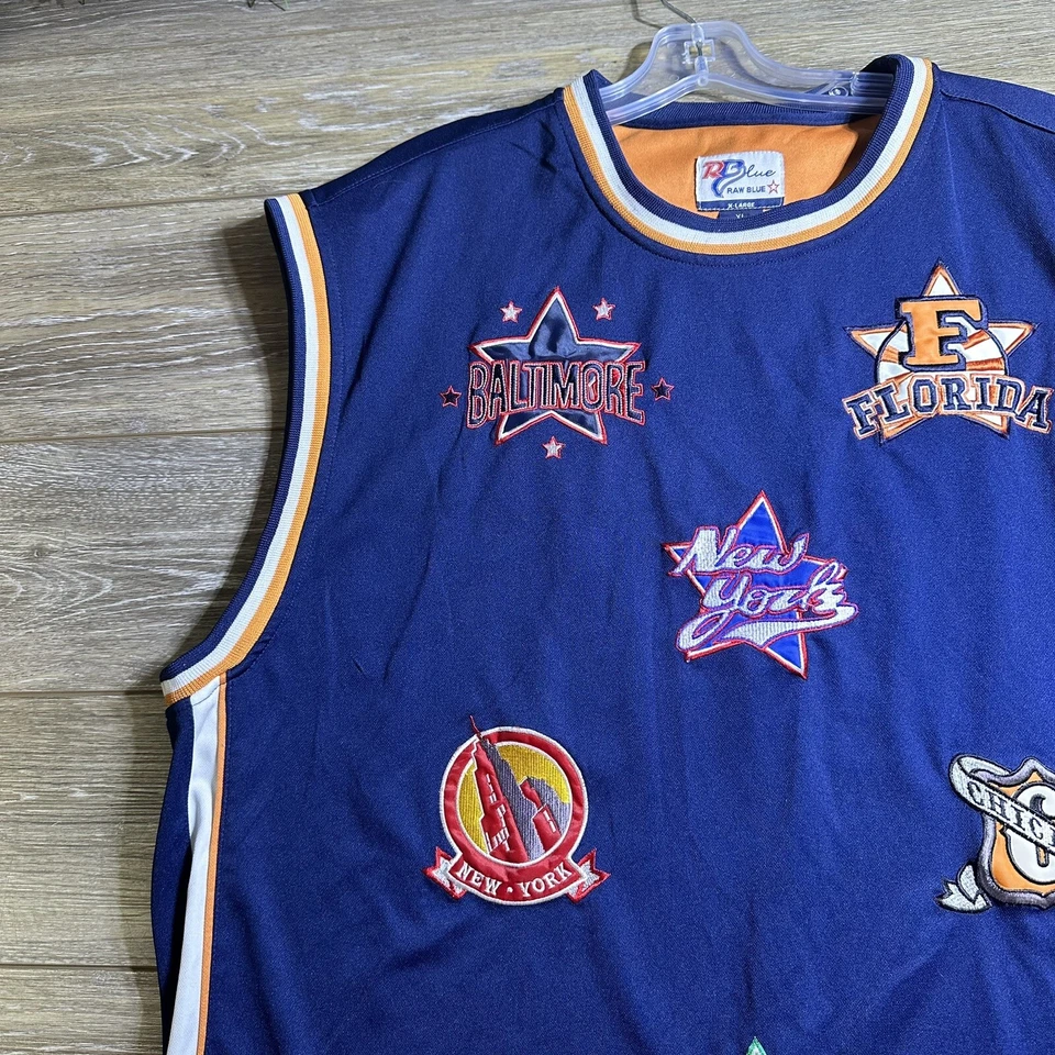 Camiseta de baloncesto vintage talla extra grande (XL) parches bordados por RAW azul Foto 2 de 4