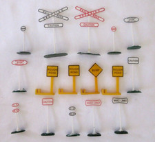 rail yard street and highway signs HO Scale rural details