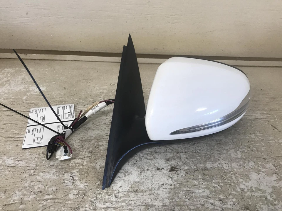 Espejo retrovisor de puerta izquierdo usado se adapta a: Mercedes-Benz Mercedes clase c 205 2015 tipo SDN C35 Foto 4 de 4