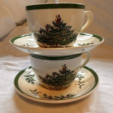 Spode England Christmas Tree S3324 Tea Cup and Saucer Lot of 2-cups, 2-saucers