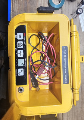 3M Dynatel 2273 Cable Pipe Fault Locator & Transmitter Yellow Model 2273