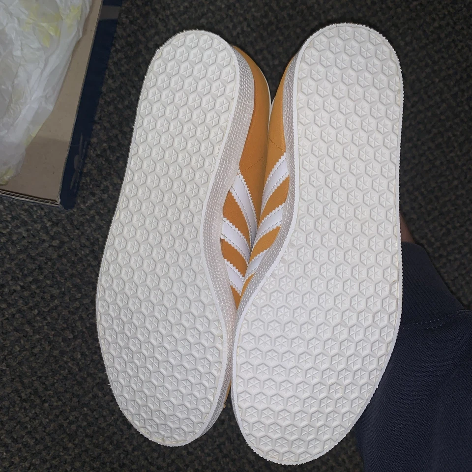 Adidas Gazelle Mujer Talla 5 MARCA EN CAJA Naranja/Blanco Foto 3 de 4