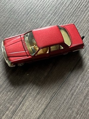 Mercedes 350 SL von Gama Modellauto