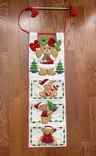 Bucilla VTG XMAS Holiday Wishes Felt Wall Hanging Card Holder 82758 BEARS Sequin
