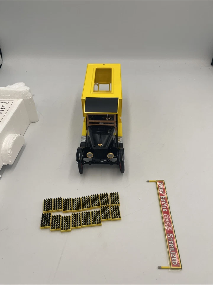 Danbury Mint Replica Of The 1927 Coca Cola Ford Delivery Truck 1:24 Die Cast - Image 3 of 4