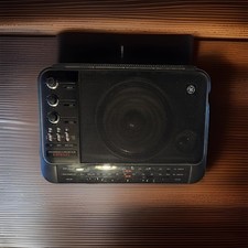 GE Superadio 7-2887A Long Range AM/FM Portable Radio Tested Works Battery Clean