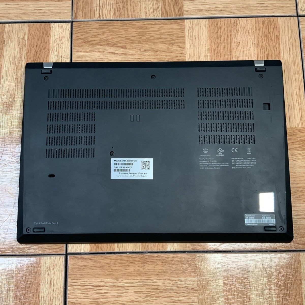 Lenovo ThinkPad P14s Gen 2a AMD Ryzen 7 PRO 5850U 12GB RAM 512 GB 