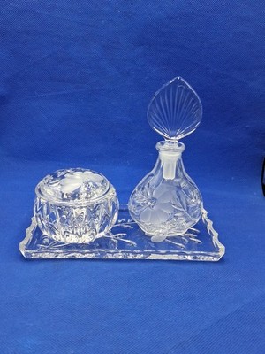 Vintage Princess House Heritage 3 Piece 24% Lead Crystal Vanity Set 